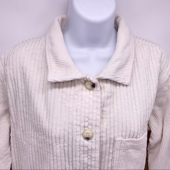 Mododoc Los Angeles Crème Button Down Shacket Size Small - Picture 3 of 6